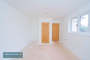 Bedroom- click for photo gallery